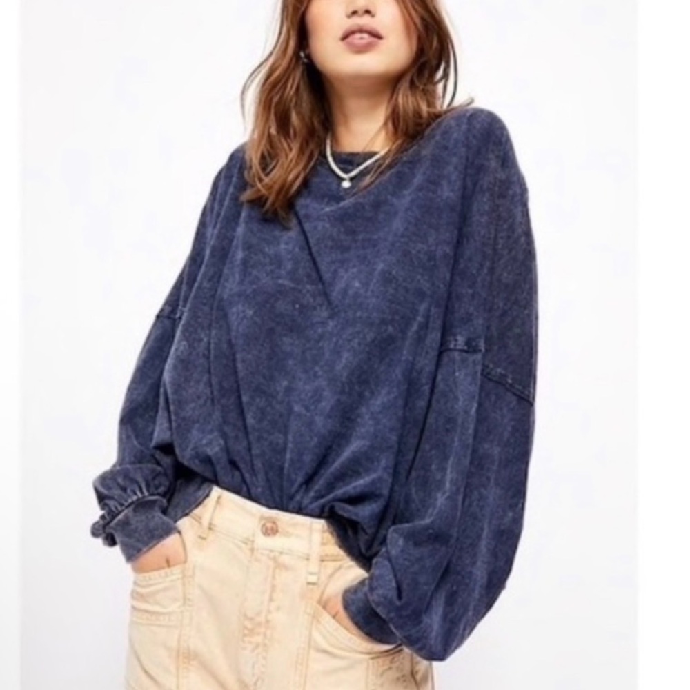Free People, We the Free 213 Tee in Blue Acid Wash Drop Shoulder Long Sleeve XS